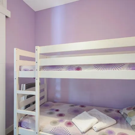 Apartmán Charming 2-bedroom In